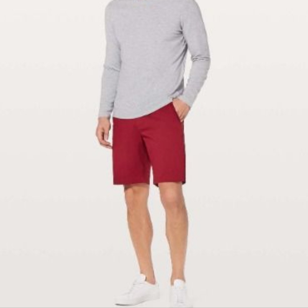 Lululemon Commission Short Slim Chino